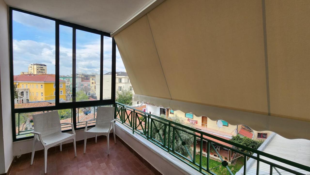 Star Apartment Tirana Exterior foto